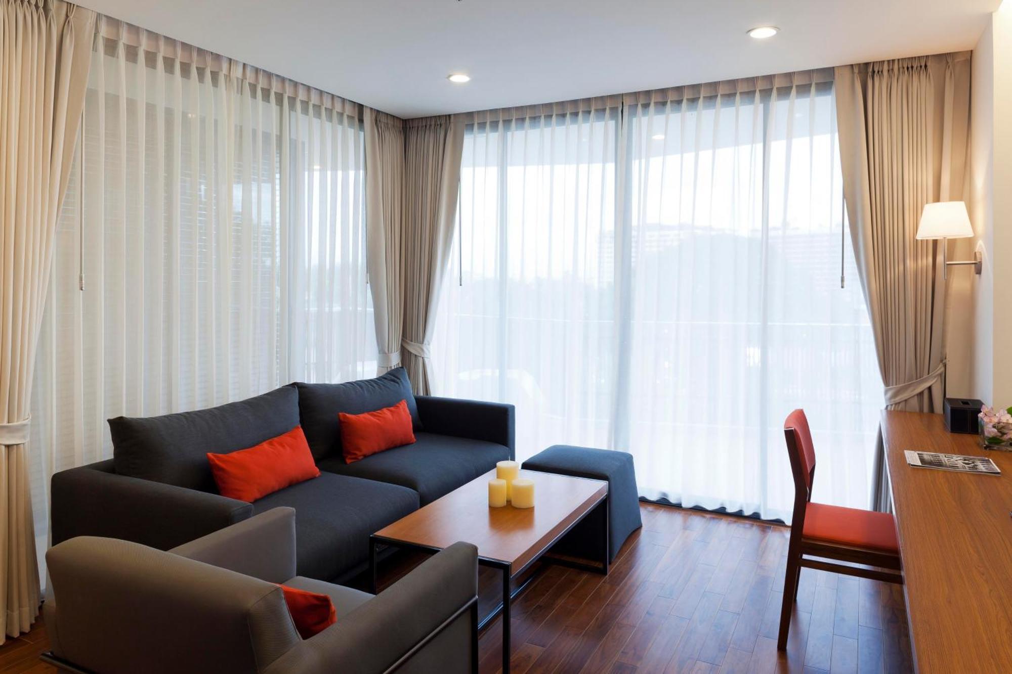 Eastin Tan Hotel Chiang Mai - SHA Plus Certify Bagian luar foto