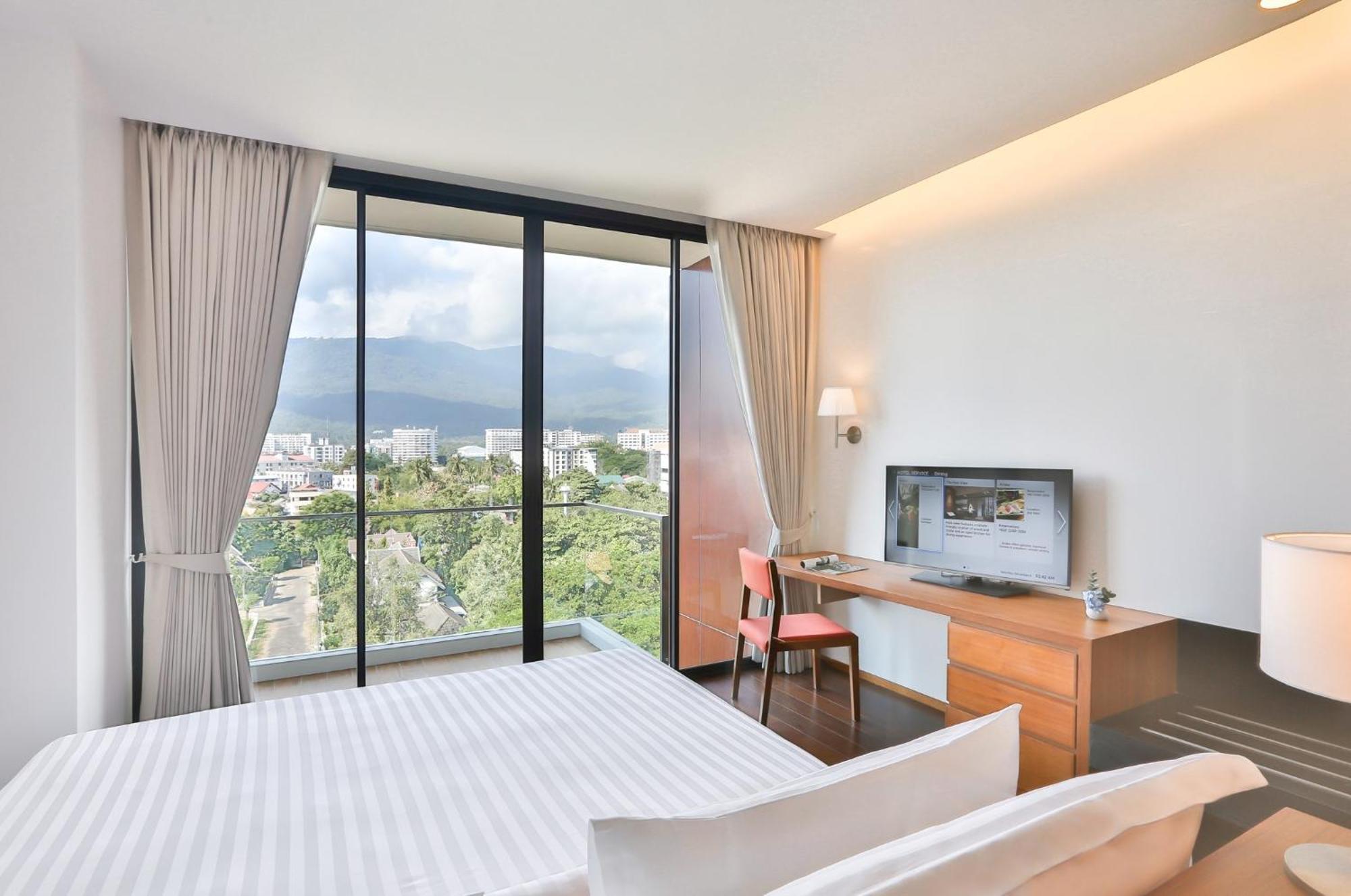 Eastin Tan Hotel Chiang Mai - SHA Plus Certify Bagian luar foto