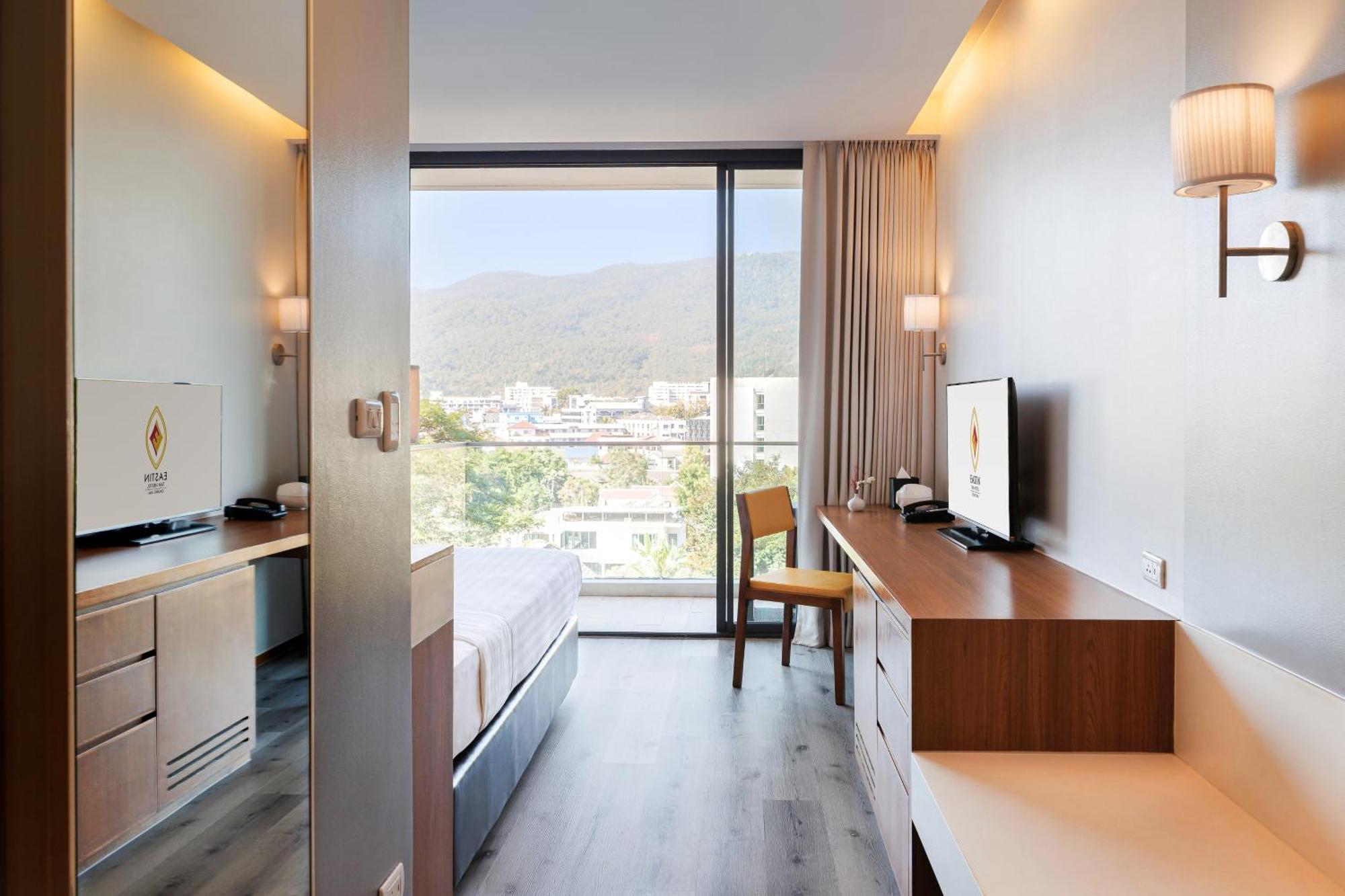 Eastin Tan Hotel Chiang Mai - SHA Plus Certify Bagian luar foto