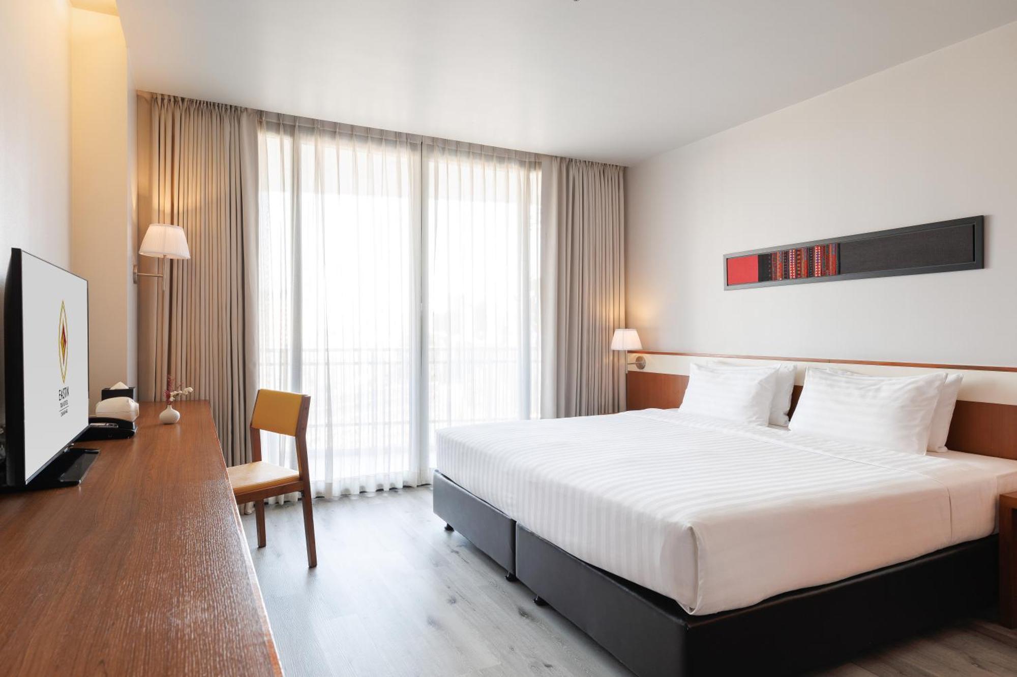 Eastin Tan Hotel Chiang Mai - SHA Plus Certify Bagian luar foto