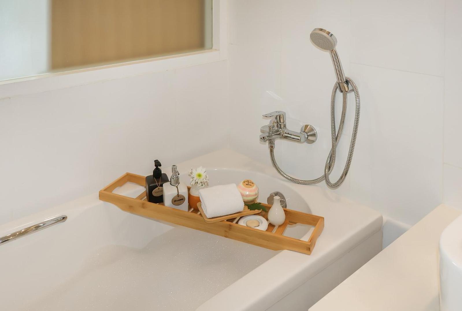 Eastin Tan Hotel Chiang Mai - SHA Plus Certify Bagian luar foto